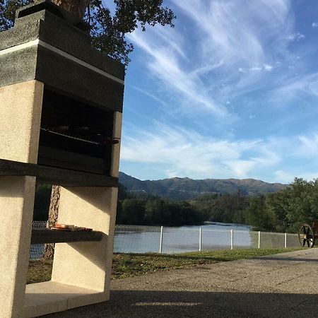 Turismo Homes River House Mill Geres ポーヴォア・デ・ラニョゾ エクステリア 写真